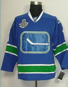 Vancouver Canucks 17 Kesler blue 3rd A patch 2011 Stanley Cup JERSEY