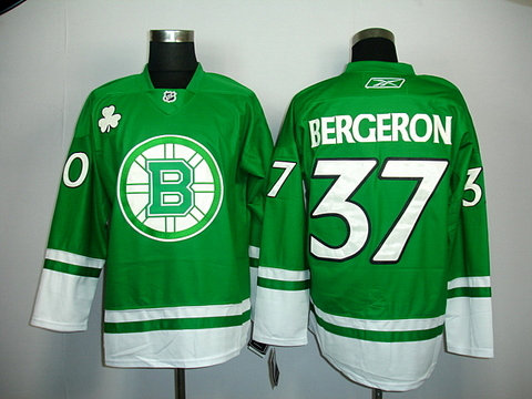 ST PARTYS DAY NHL Boston Bruins 37 BERGERON green ST PARTYS DAY NHL Boston Bruins 37 BERGERON green
