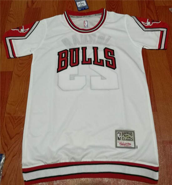 Chicago Bulls  Mitchell and Ness #23 Michael Jordan white legendary Jersey