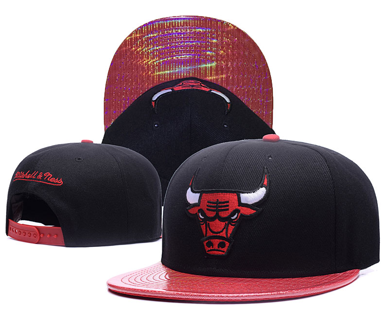 NBA Chicago Bulls Team Logo Black Adjustable Hat 2