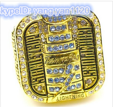 NHL Tampa Bay Lightning World Champions Gold Ring