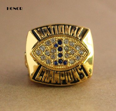 The NCAA 1986 championship ring