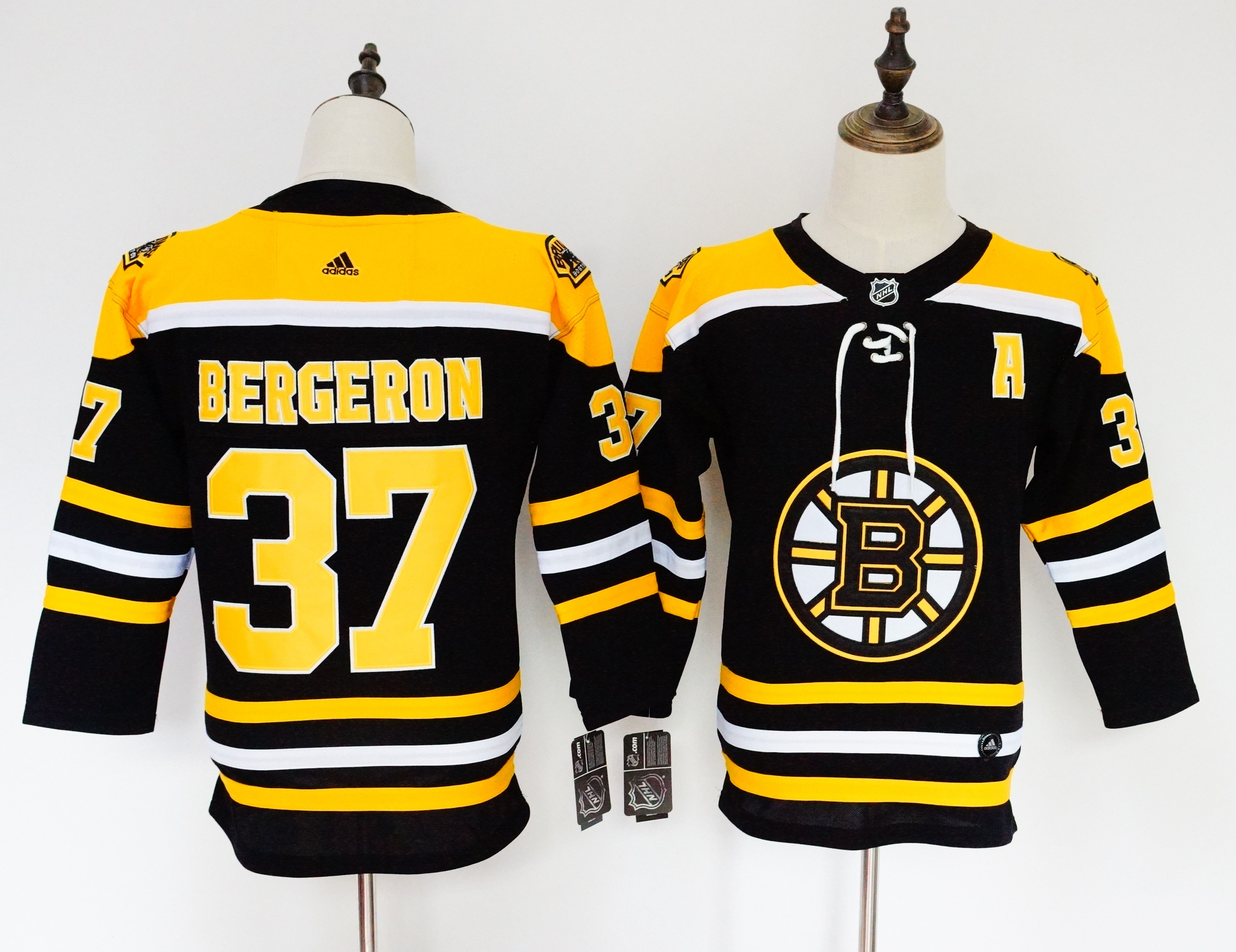 Women Adidas Bruins #37 Patrice Bergeron Black Home Authentic Drift Fashion Stitched NHL Jersey  1